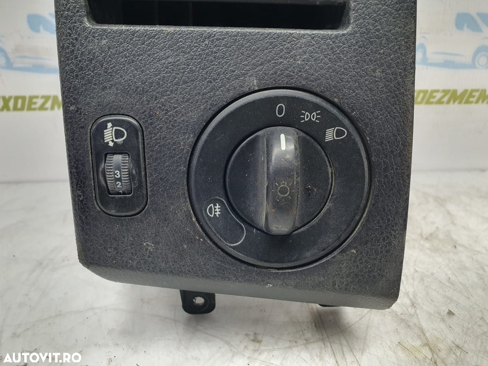 Grila aer ventilatie bord stanga a9068300454 Volkswagen VW Crafter 1 - 5