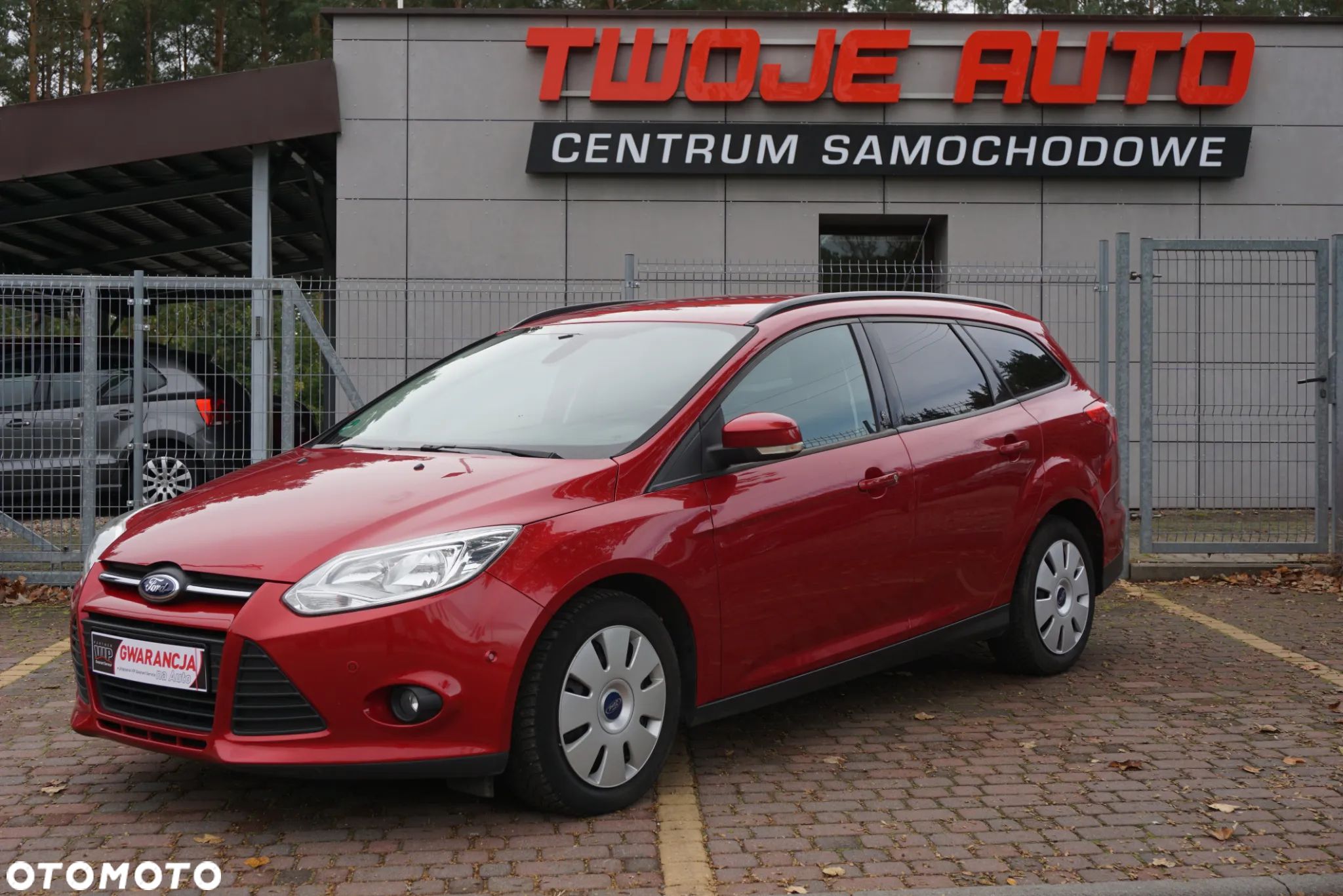 Ford Focus Turnier 1.6 EcoBoost Start-Stopp-System Champions Edition - 1