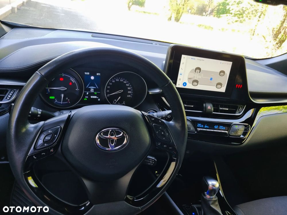 Toyota C-HR - 23