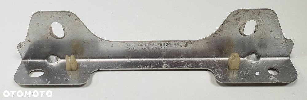 UCHWYT MOCOWANIE ZDERZAKA TYŁ ASTON MARTIN RAPIDE - 1