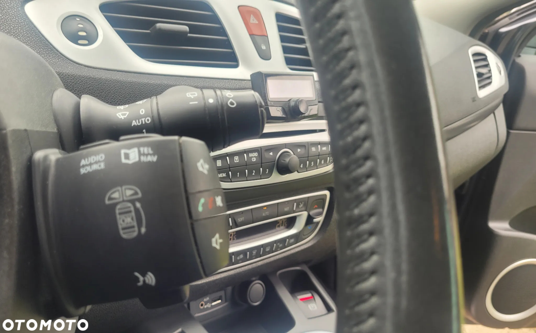 Renault Scenic dCi 150 Automatik Luxe - 19