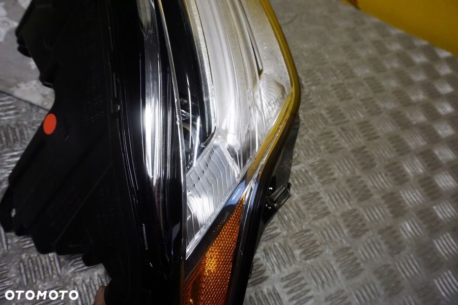 VOLVO XC90 2016- REFLEKTOR LAMPA PRZÓD FULL LED PRAWA USA - 15