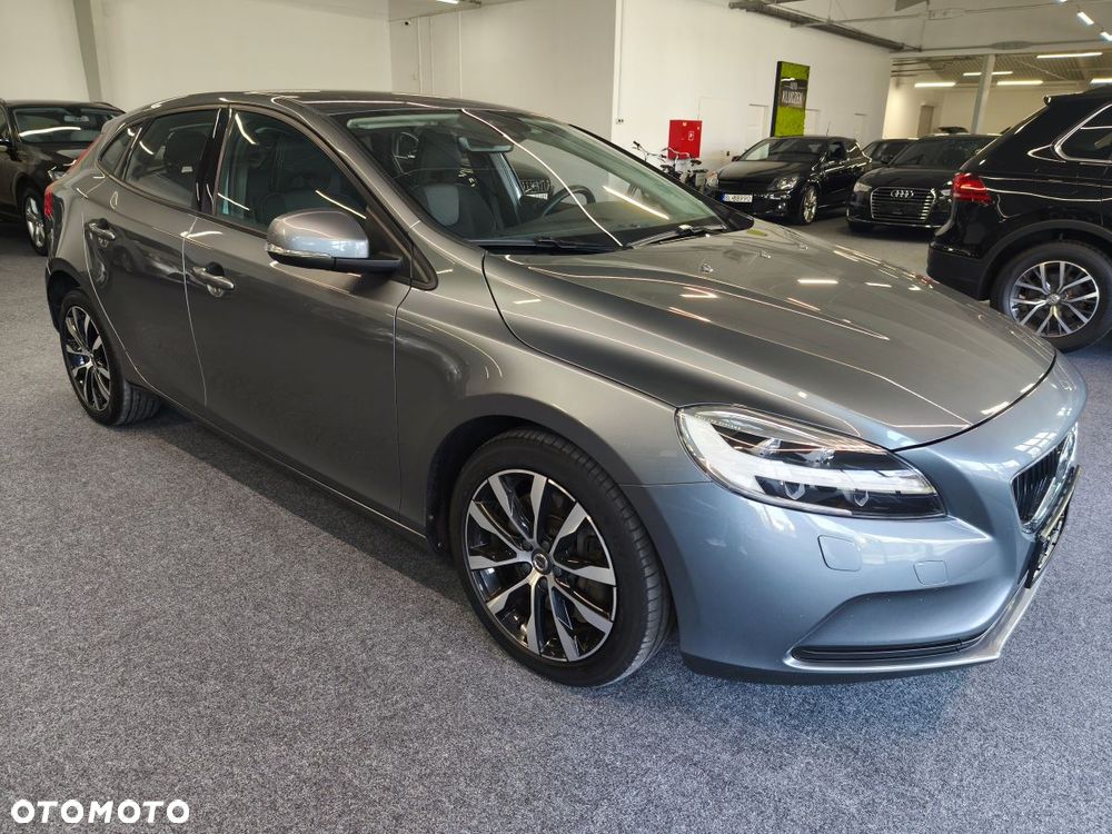 Volvo V40 D2 Drive-E SCR Momentum - 3