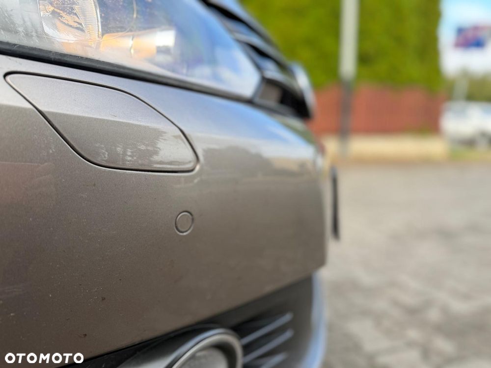 Volkswagen Golf Plus - 6