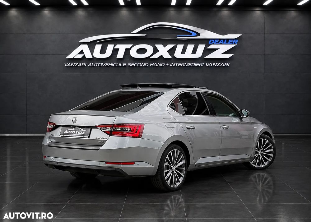 Skoda Superb 2.0 TDI DSG 4X4 Laurin & Klement - 2