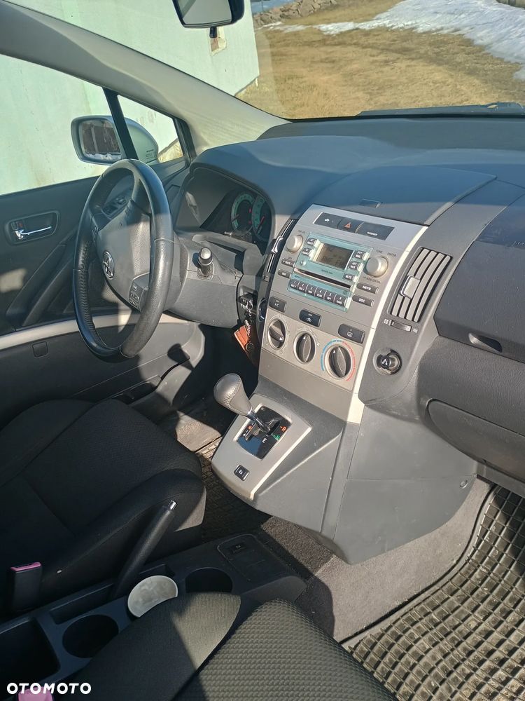 Toyota Corolla Verso 1.8 Multi-Mode Luna - 8