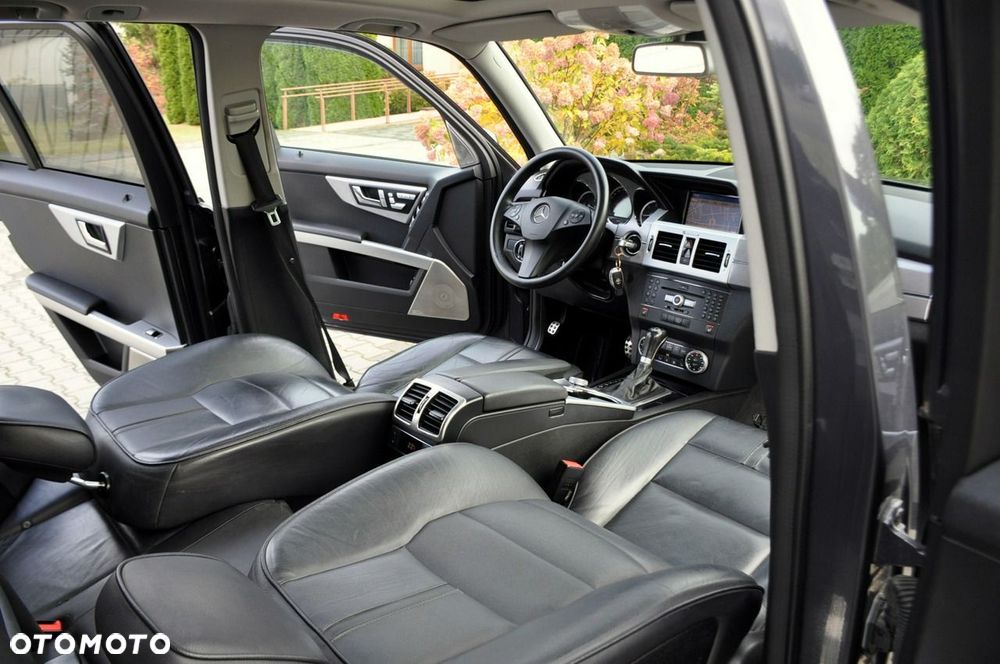 Mercedes-Benz GLK - 26