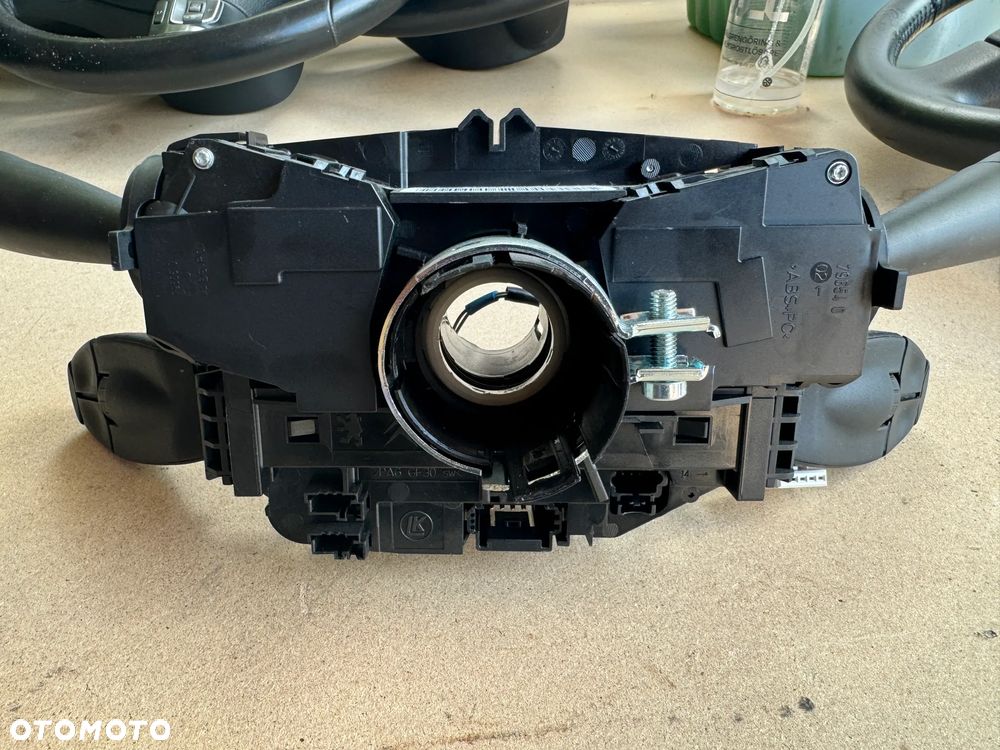 Taśma zwijak czujnik konta skrętu Manetki Przełącznik Peugeot 3008 96667322XT - 5