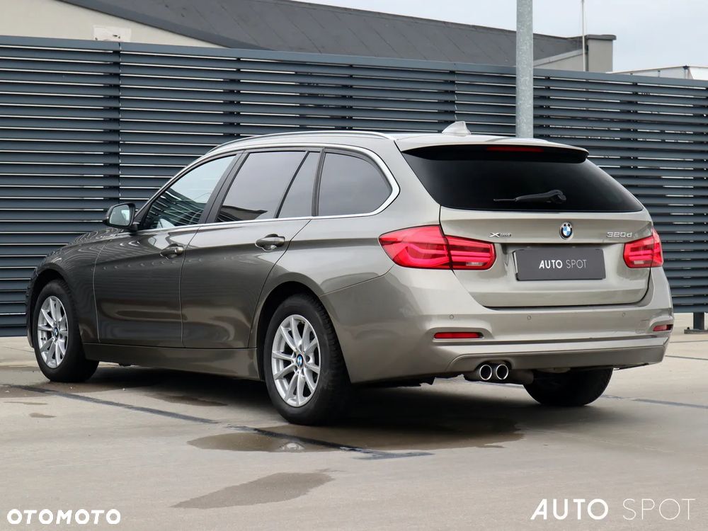 BMW Seria 3 320d xDrive Advantage - 3