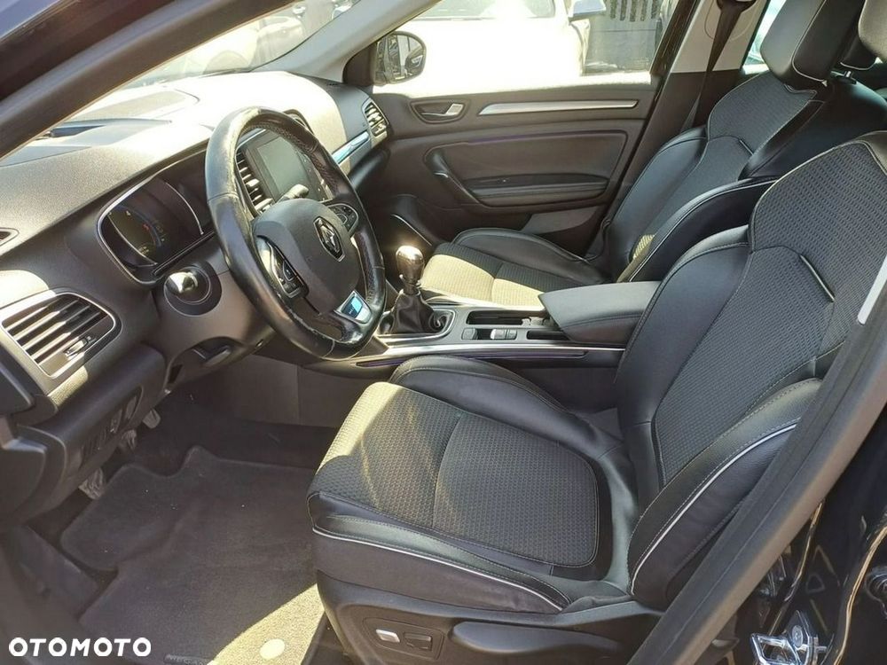 Renault Megane ENERGY dCi 130 BOSE EDITION - 16