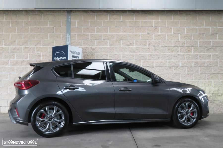 Ford Focus 1.0 EcoBoost MHEV ST-Line X - 6
