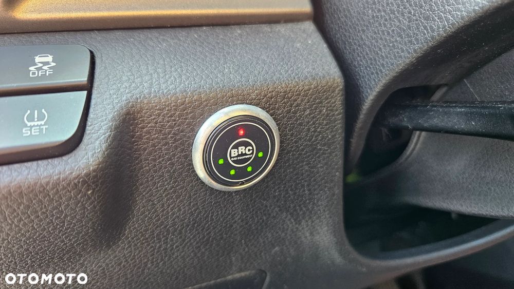 Kia Stonic - 33