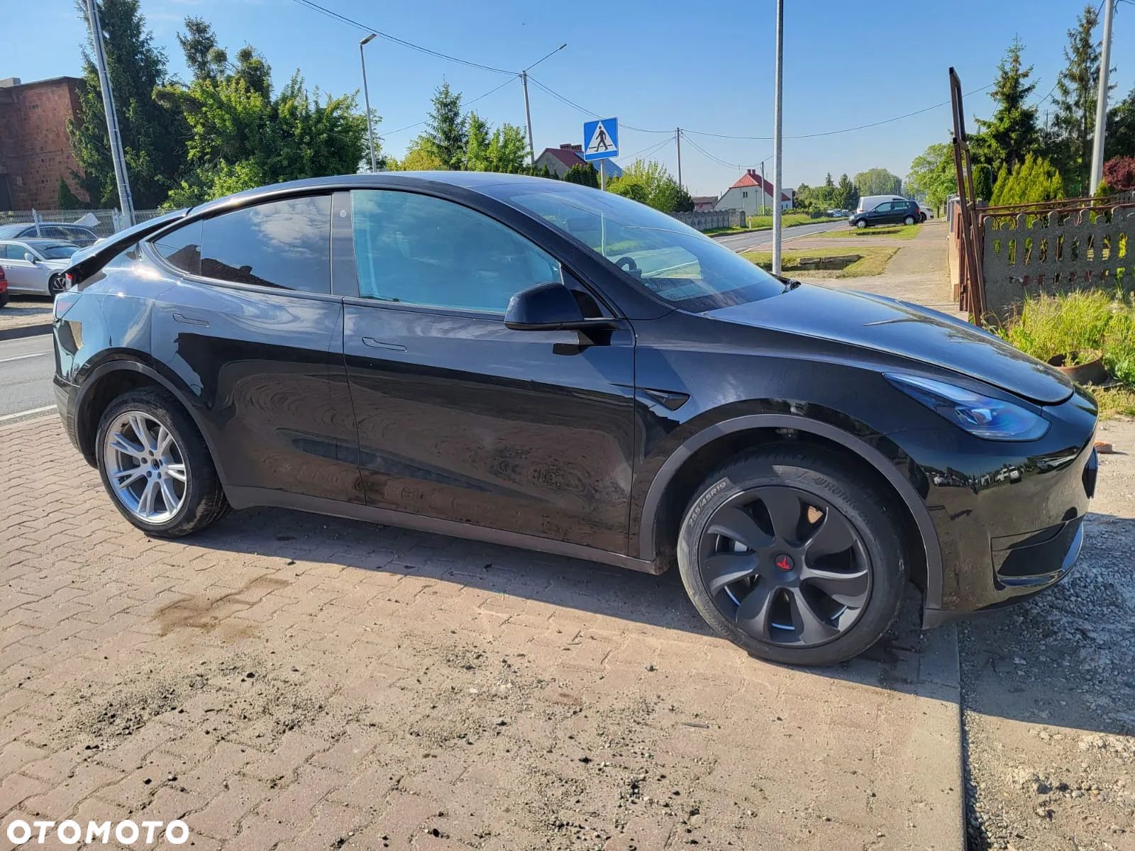 Tesla Y 62.8 RWD - 1