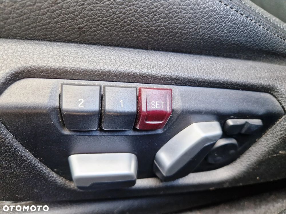 BMW Seria 1 118i Edition M Sport Shadow - 18