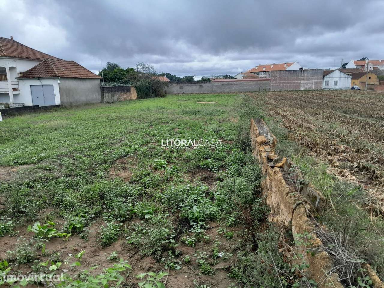 Terreno para construção em altura no centro Oiã - Grande imagem: 2/7