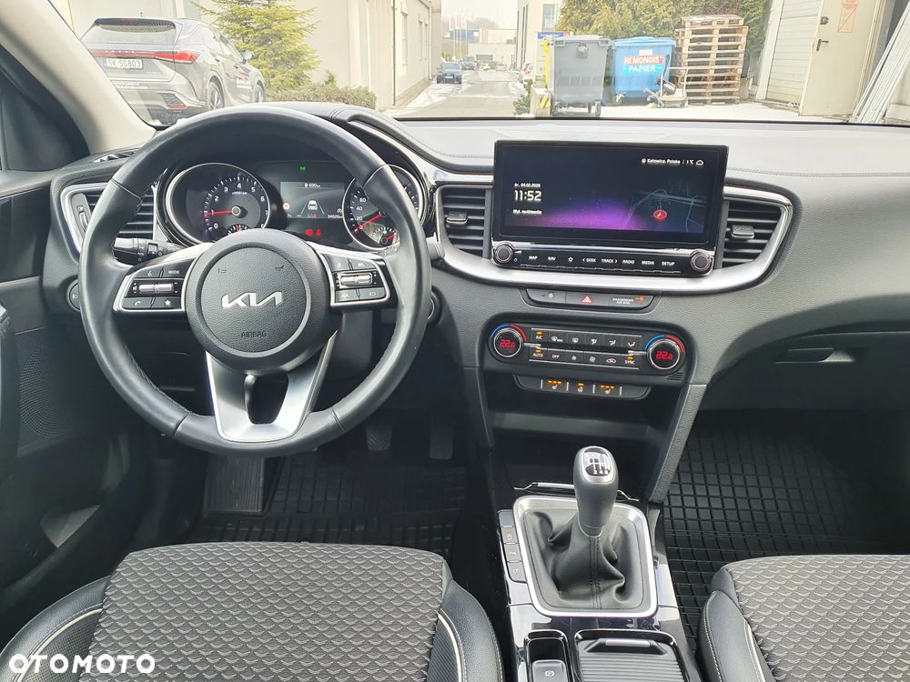 Kia Ceed 1.5 T-GDI Tribute - 30