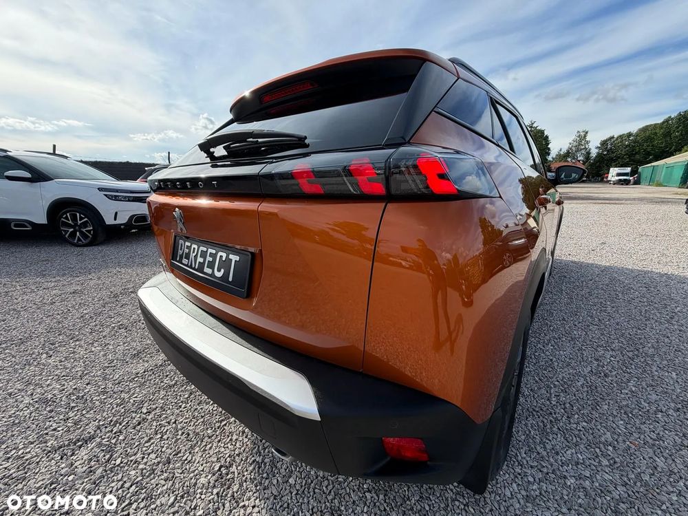 Peugeot 2008 BlueHDi 130 EAT8 Allure Pack - 13