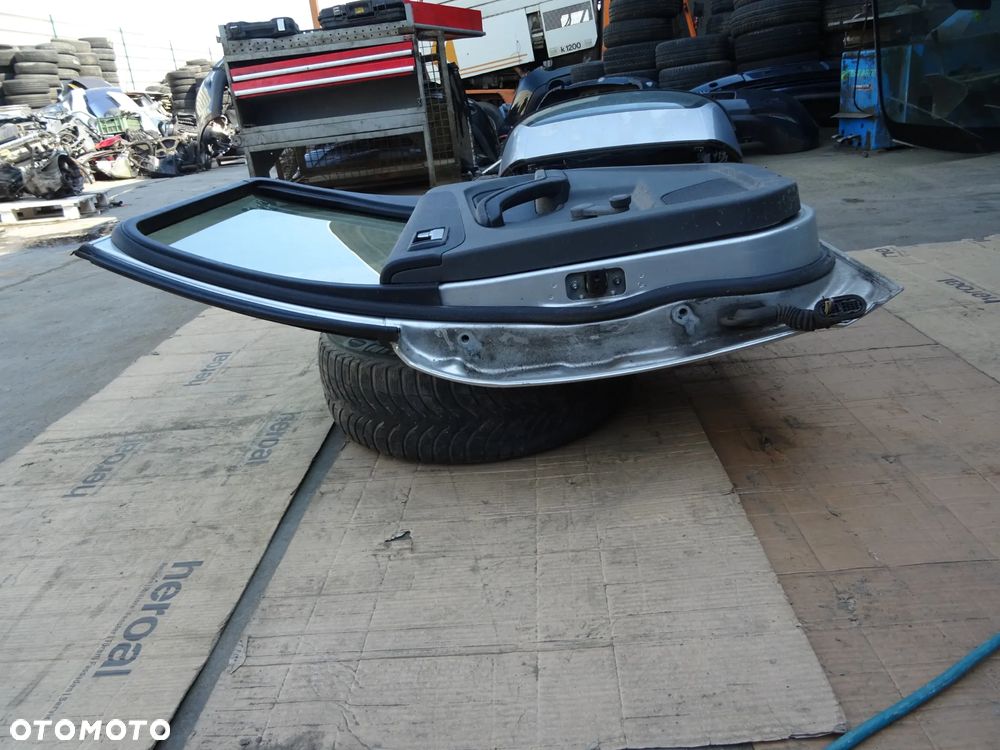 Drzwi Prawe Tył Ford Focus Mk2 Kombi (Gołe) - 9