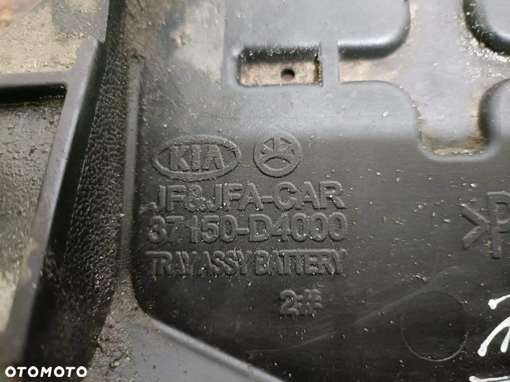 KIA OPTIMA IV 15-20 1,7 CRDI podstawa akumulatora 37150-D4000 * - 4