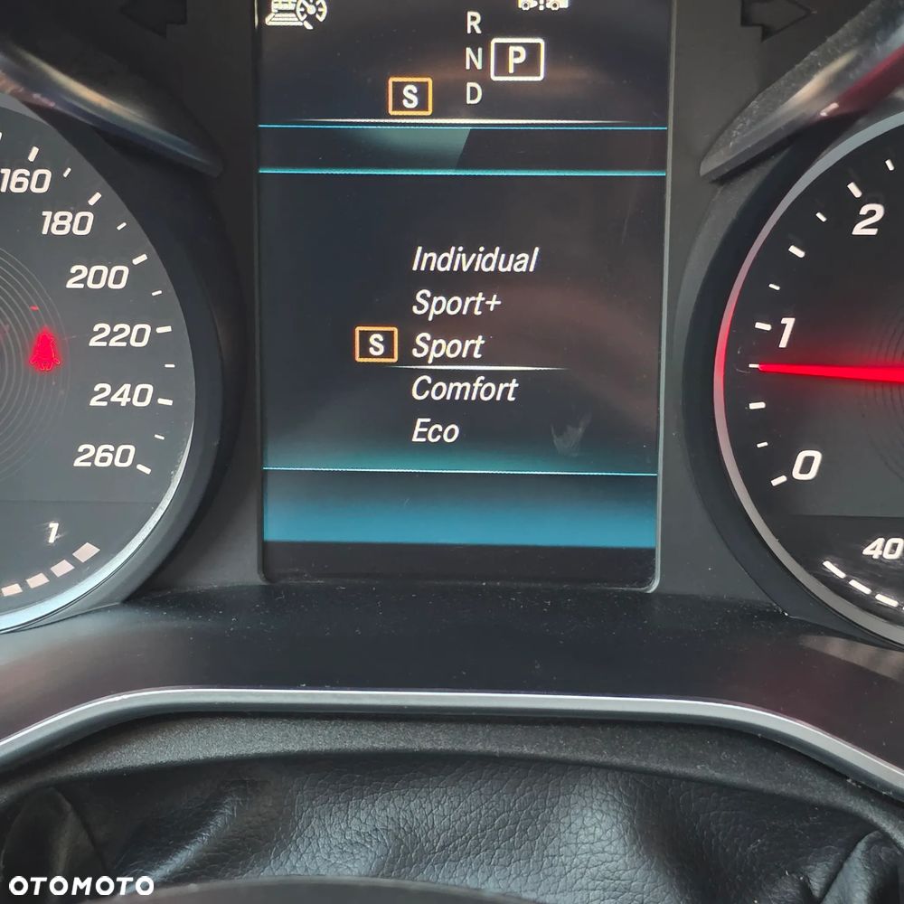 Mercedes-Benz Klasa C 220 d 9G-TRONIC - 22