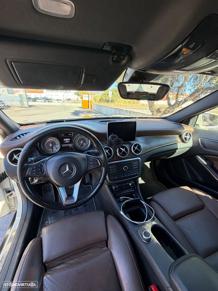 Mercedes-Benz GLA 200 (CDI) d 4Matic 7G-DCT Urban - 8