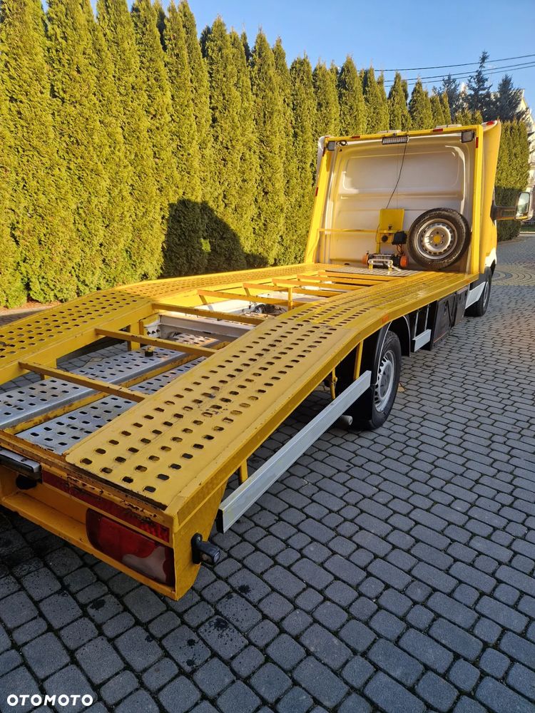 Mercedes-Benz Sprinter - 5