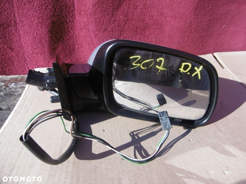 Lusterko prawe Peugeot 307 6 pin europa - 1