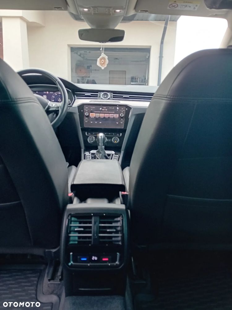 Volkswagen Passat 2.0 TDI Bi-Turbo BMT 4Mot Highline DSG - 7