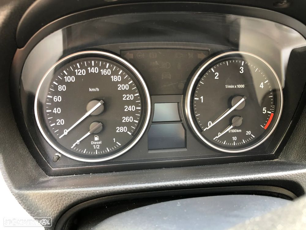 BMW 335 d DPF Aut. Edition Sport - 16