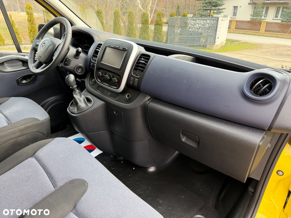 Opel Vivaro - 33