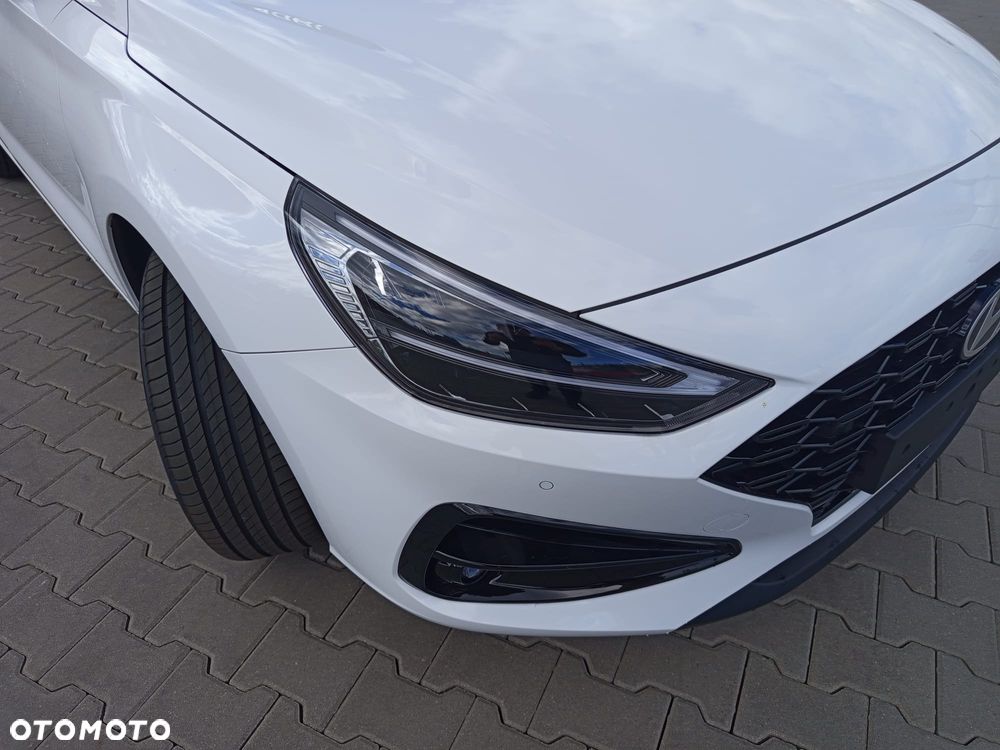 Hyundai i30 1.5 T-GDI 48V Smart - 4