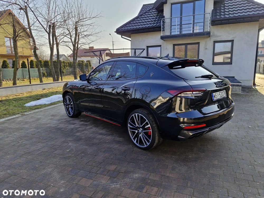 Maserati Levante Trofeo Q4 - 5
