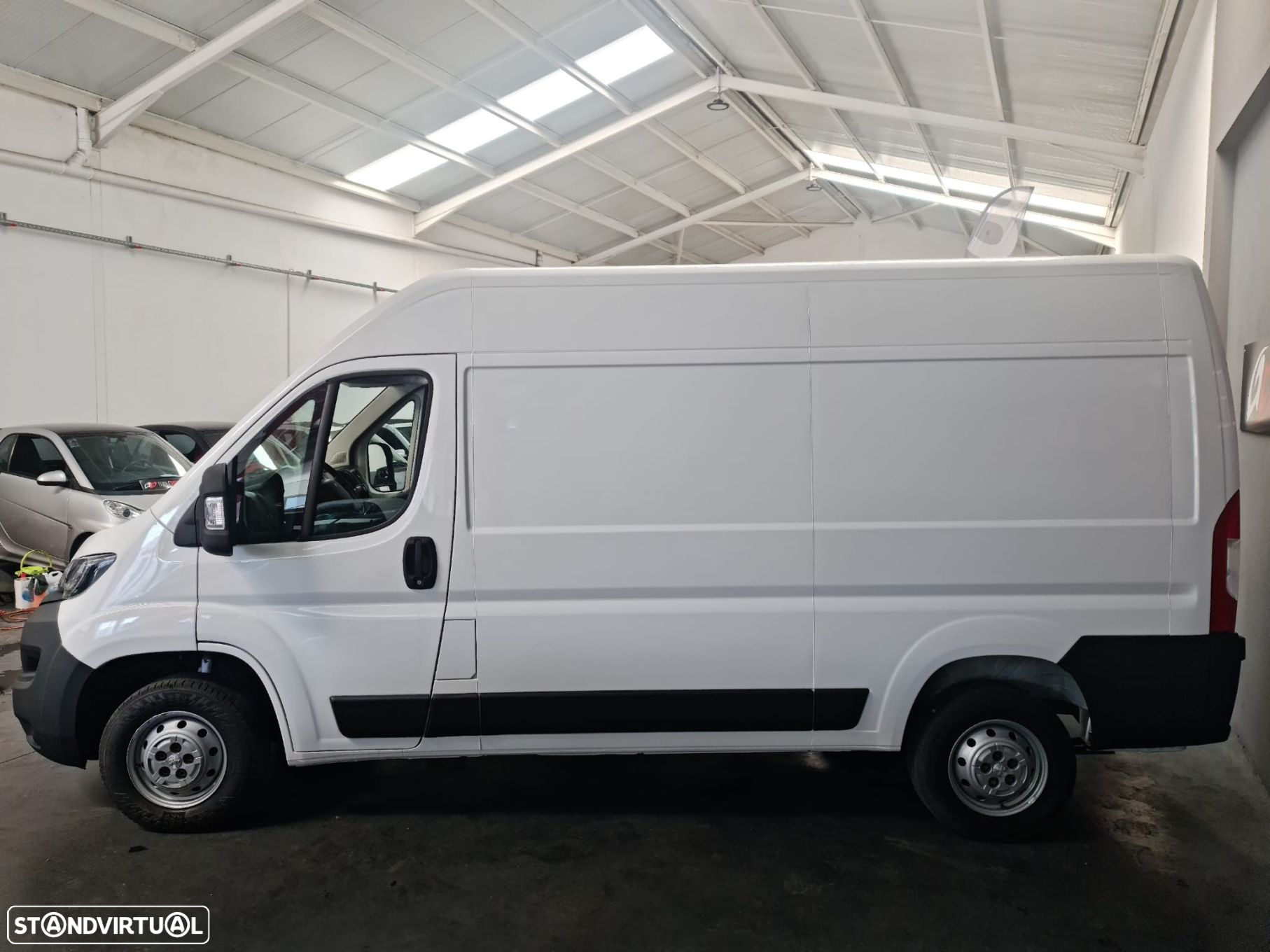 Peugeot Boxer 2.2 BlueHDi 333 L2 CD - 14