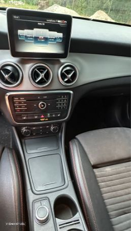 Mercedes-Benz CLA 200 d 7G-DCT AMG Line - 7