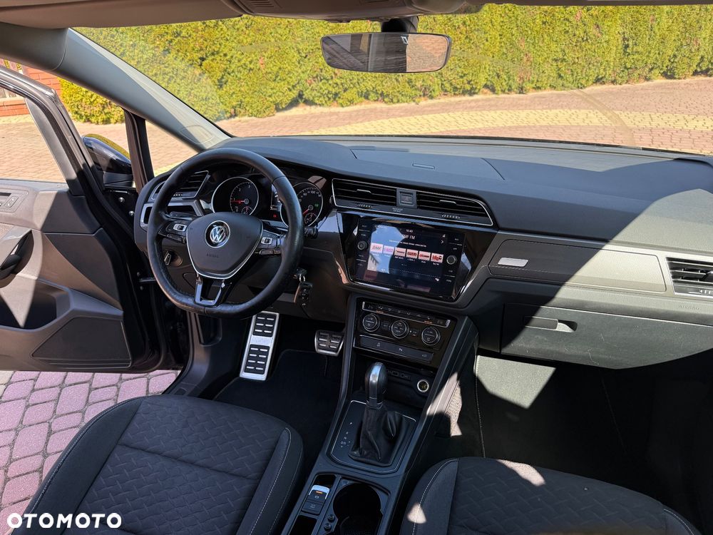 Volkswagen Touran 2.0 TDI SCR DSG Join - 26