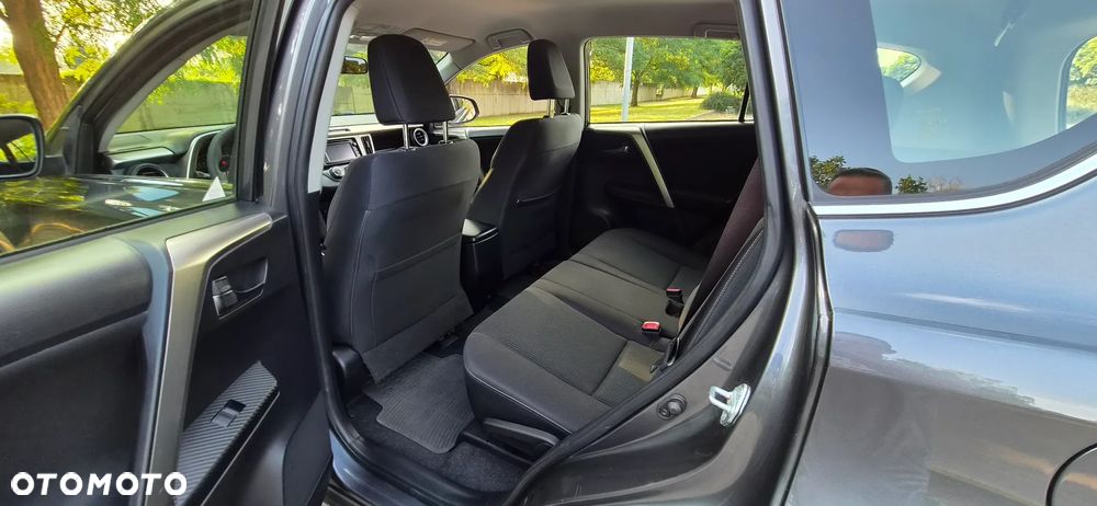 Toyota RAV4 2.0 D-4D Premium - 24