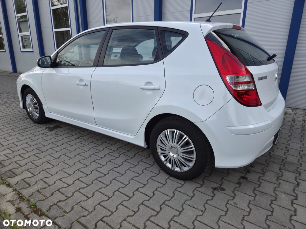 Hyundai i30 1.4 FIFA WM Edition - 10