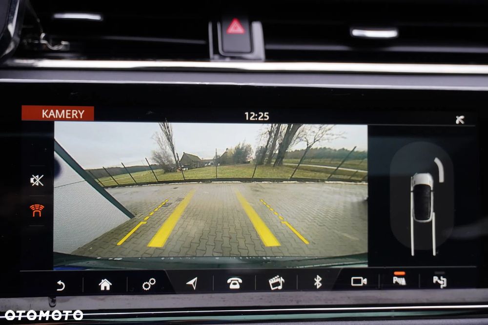 Land Rover Range Rover Evoque D180 R-Dynamic SE - 22