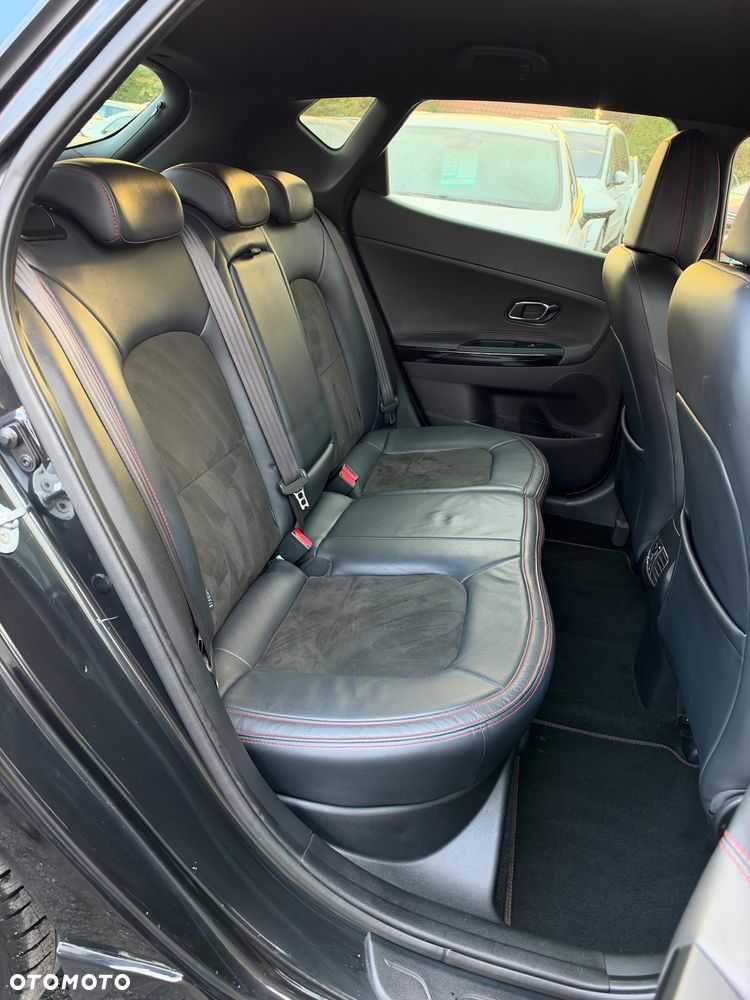 Kia Ceed - 9