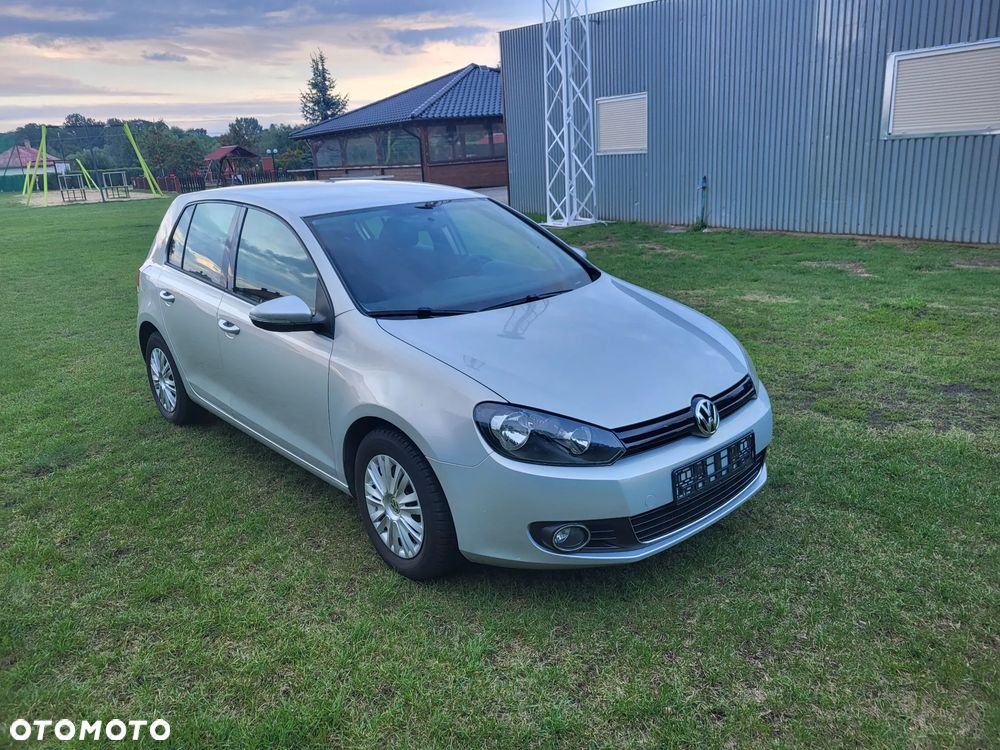 Volkswagen Golf - 2