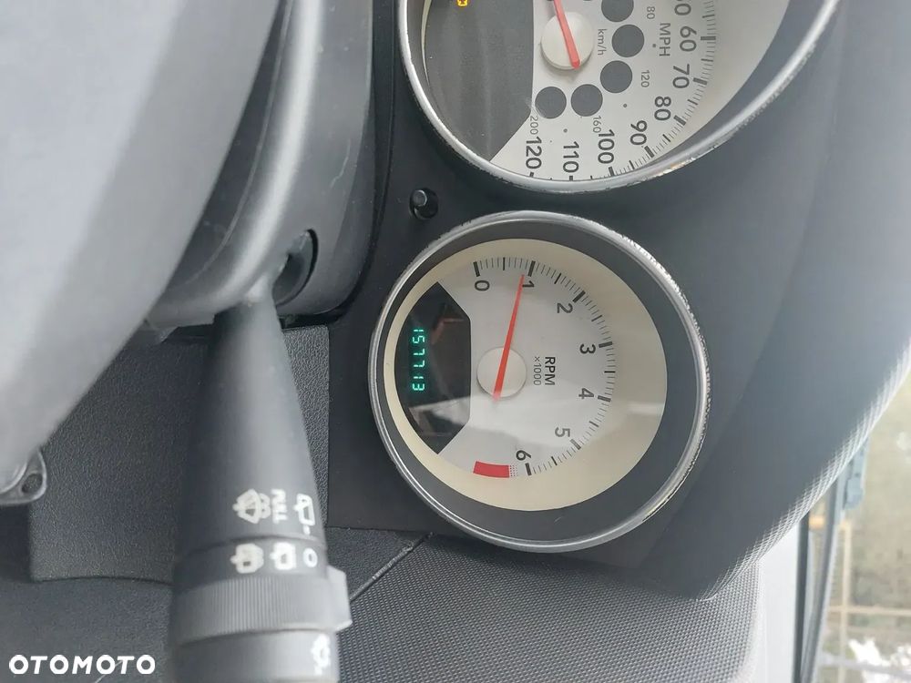 Dodge Caliber 1.8 SXT - 10