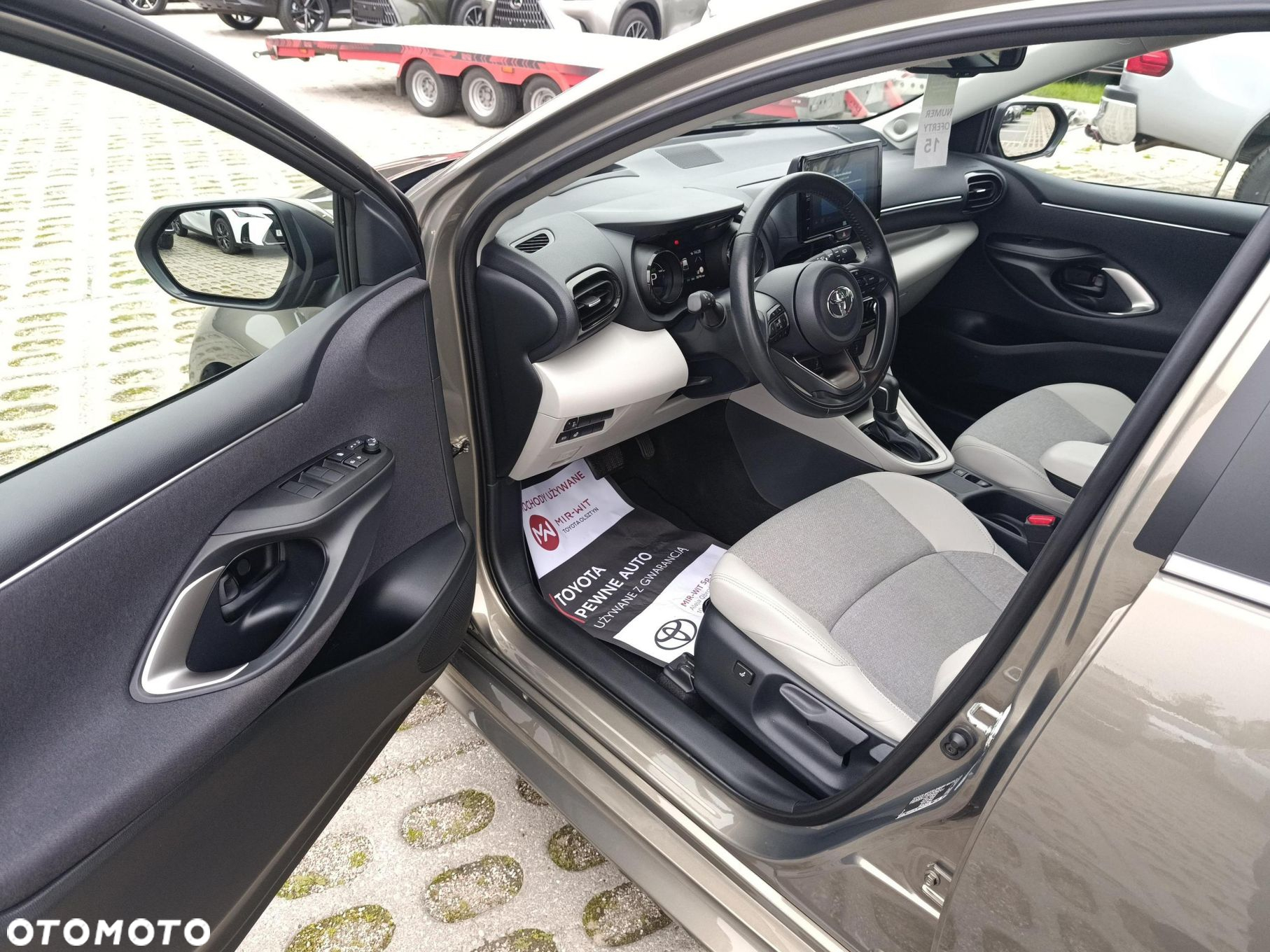 Toyota Yaris - 24