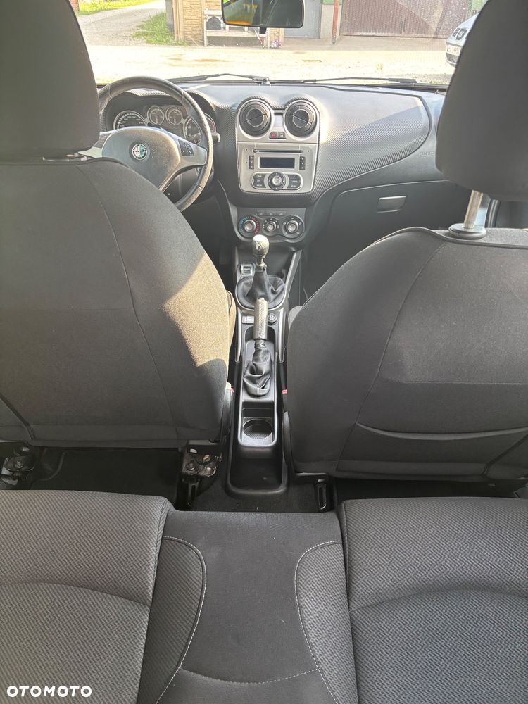 Alfa Romeo Mito 1.4 16V - 10