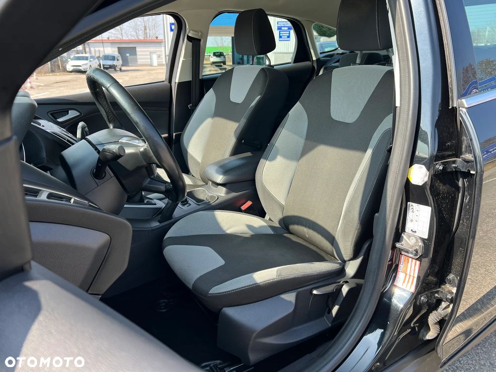 Ford Focus 1.0 EcoBoost Start-Stopp-System Champions Edition - 4