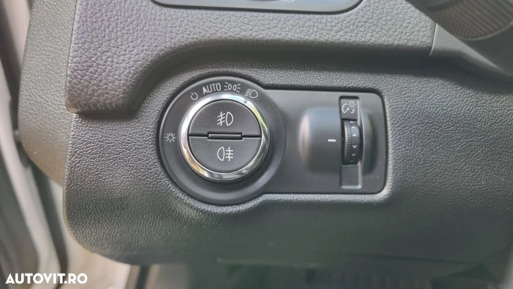 Opel Insignia 2.0 CDTI ECOTEC 4X4 Country Tourer Aut. - 13