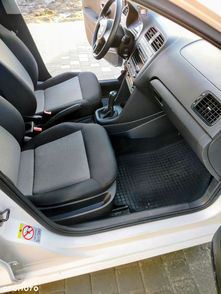Volkswagen Polo 1.2 12V Comfortline - 11