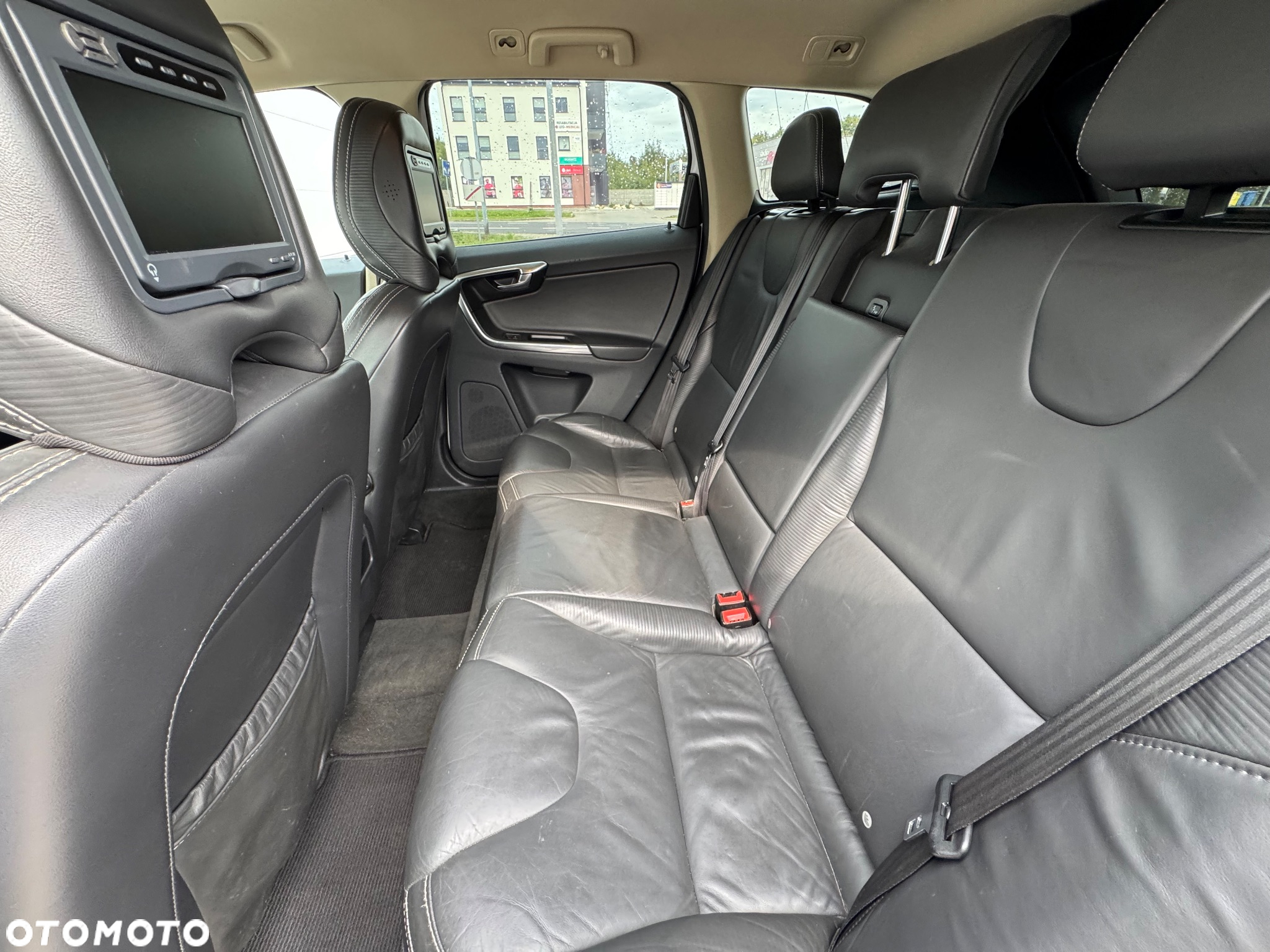 Volvo XC 60 D4 AWD Geartronic RDesign - 7