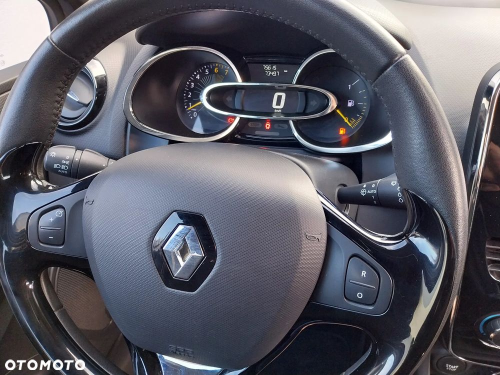 Renault Clio 1.2 16V 75 Business - 24