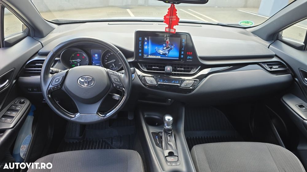Toyota C-HR - 7