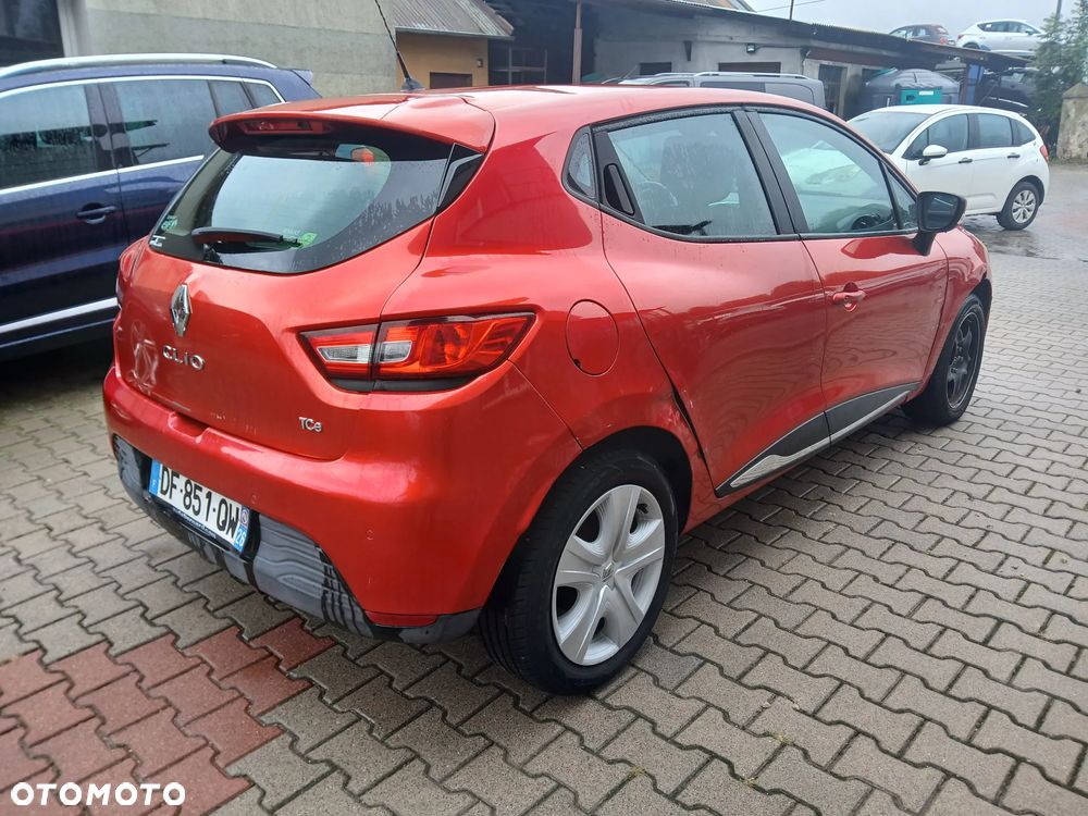 Renault Clio - 7
